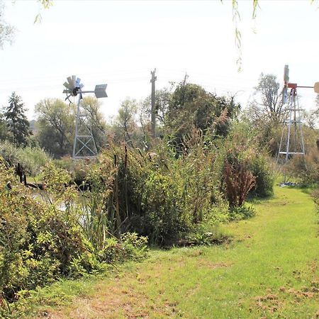 Hotel Rum Bridge "Owl Watch" Wooden Tipi Sudbury  Esterno foto