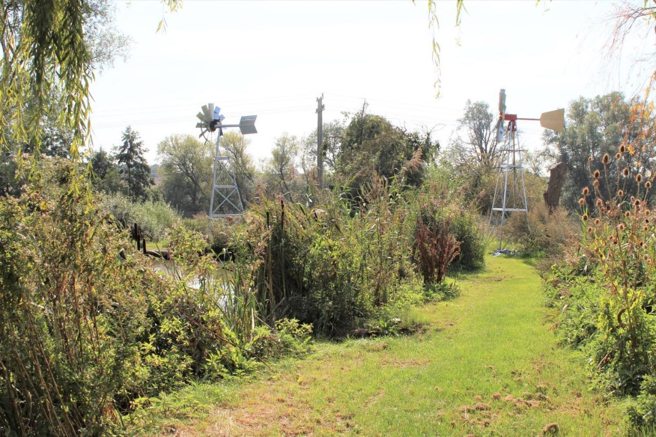 Hotel Rum Bridge "Owl Watch" Wooden Tipi Sudbury  Esterno foto